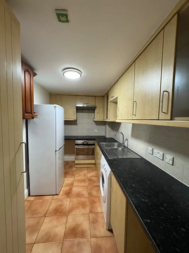 Flat Upton Park in Slough