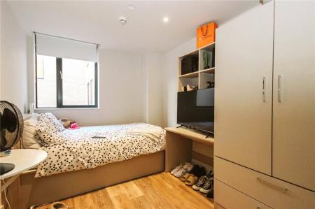Flat Grove Lane in Weston-super-Mare