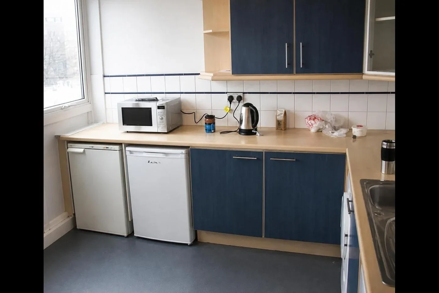 Room Avonmore Road in Greater London