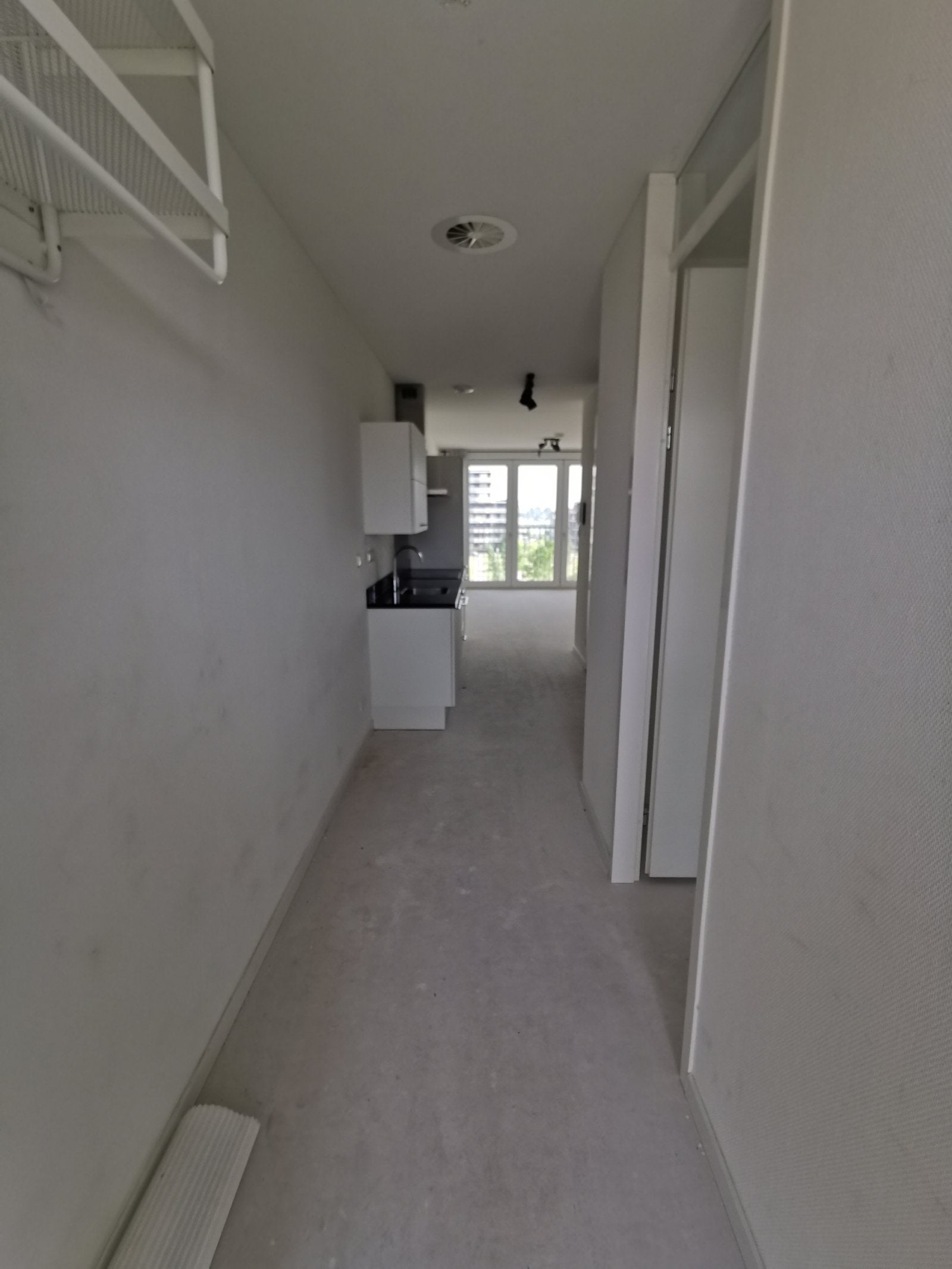 Flat Eef Kamerbeekstraat in Amsterdam