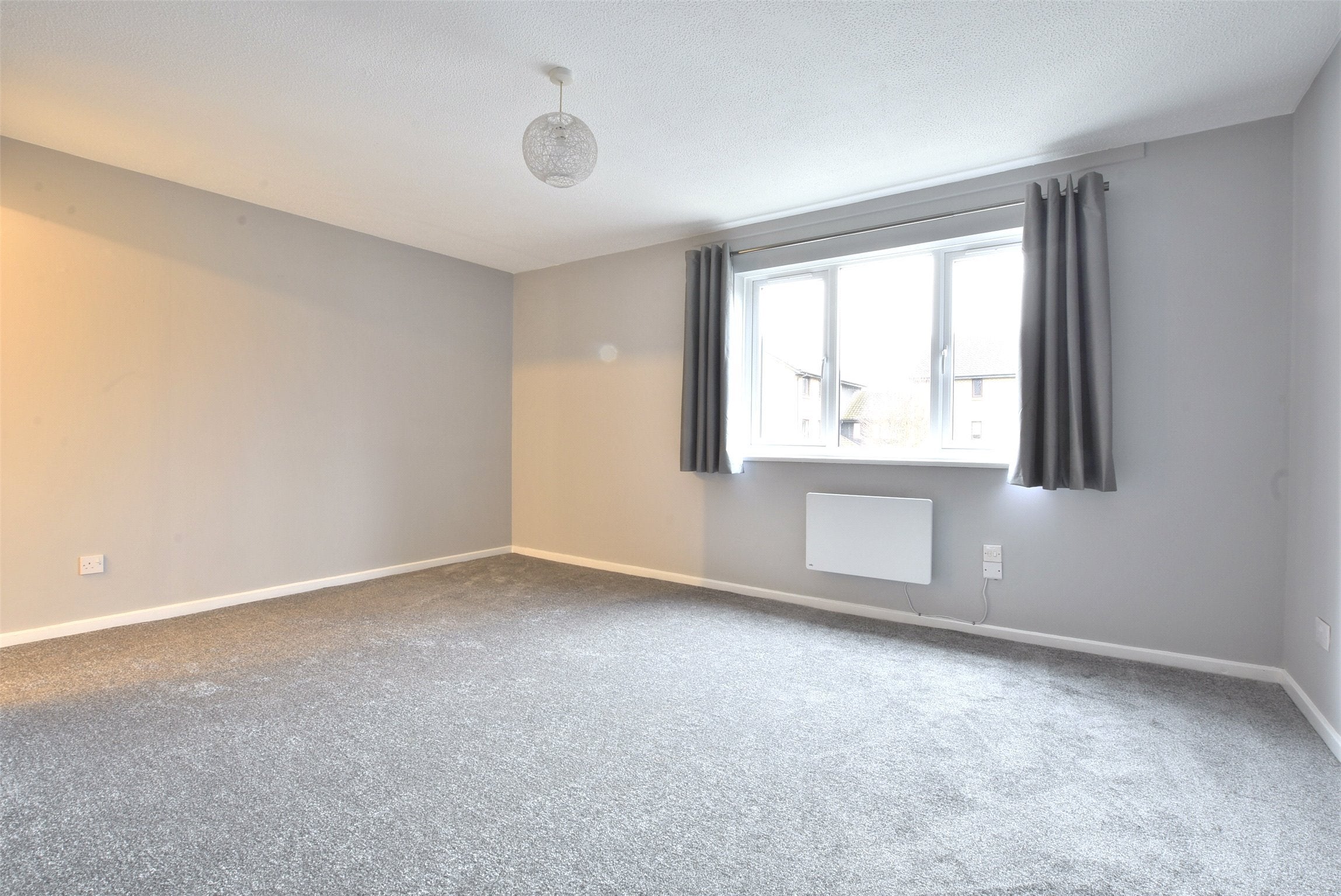 Flat Stockfield in Reigate and Banstead