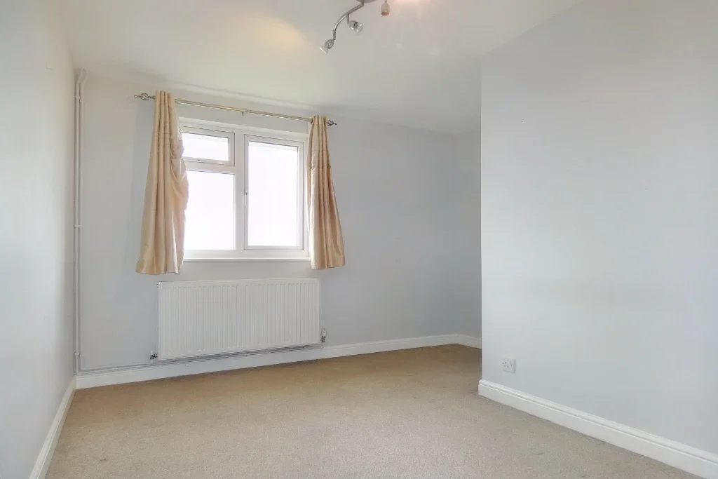Flat Headley Drive in Reigate and Banstead