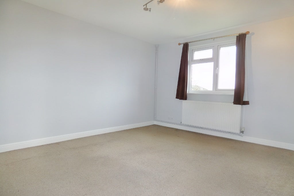 Flat Headley Drive in Reigate and Banstead
