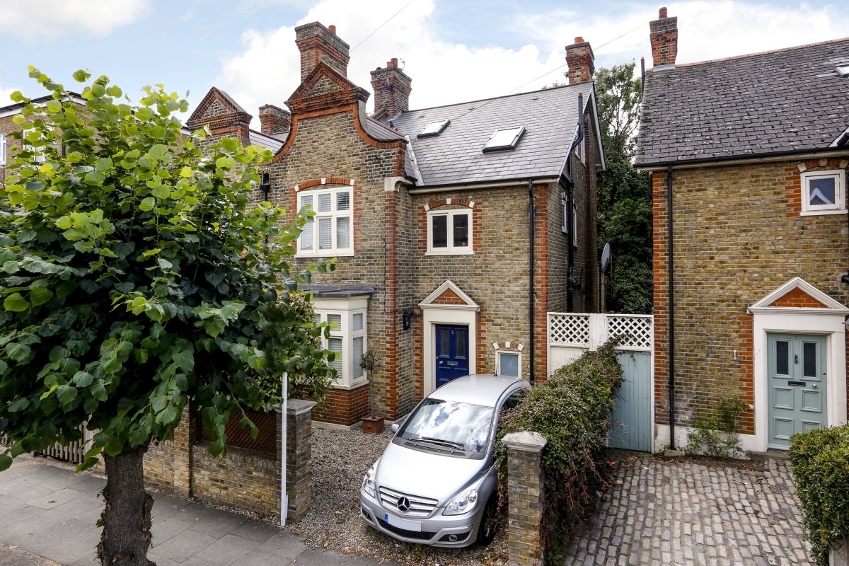 House Durham Road in Greater London