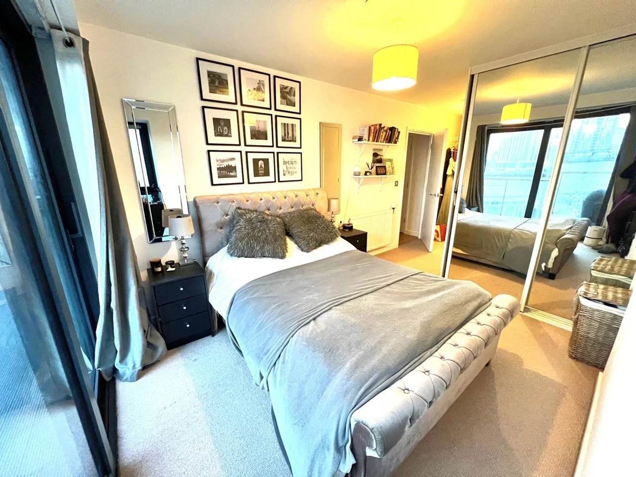 Flat Yabsley Street in Greater London