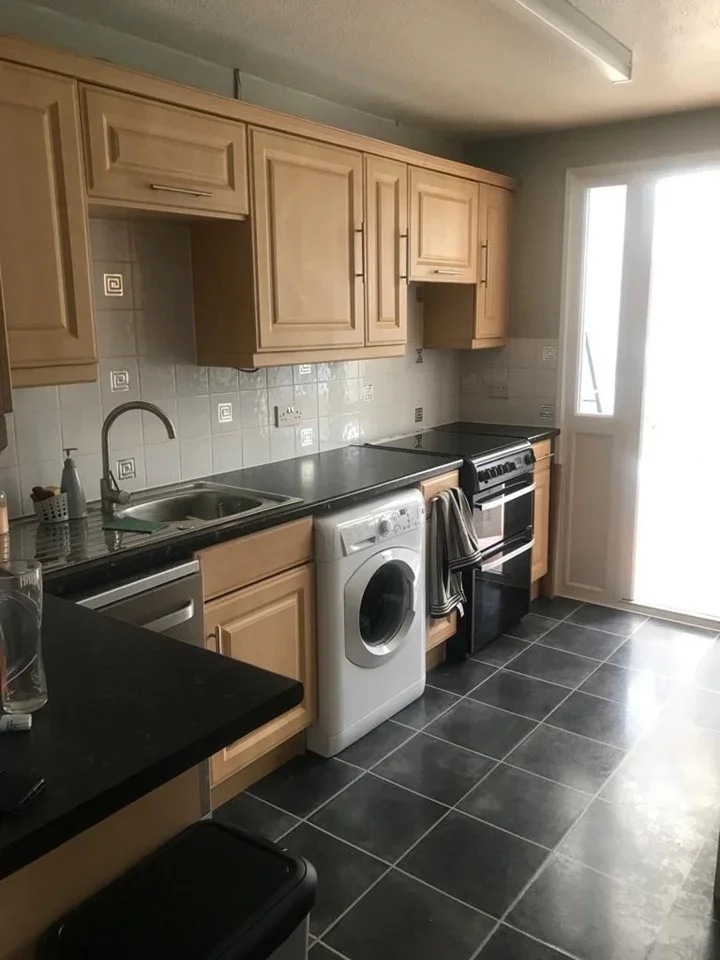 House Crossman Court in Crawley