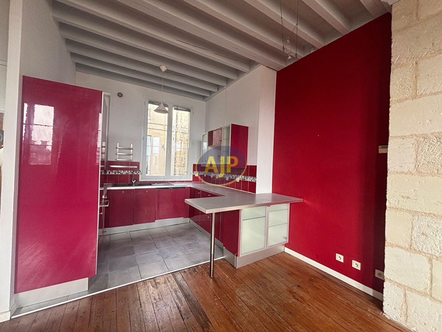 Appartement Route de la Fontbrune à Cours-de-Pile