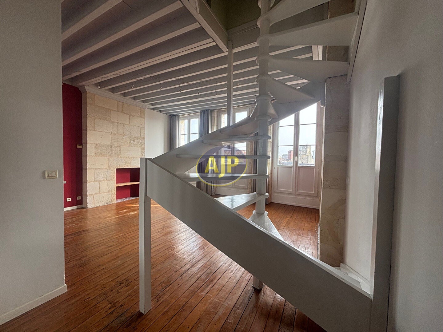 Appartement Route de la Fontbrune à Cours-de-Pile