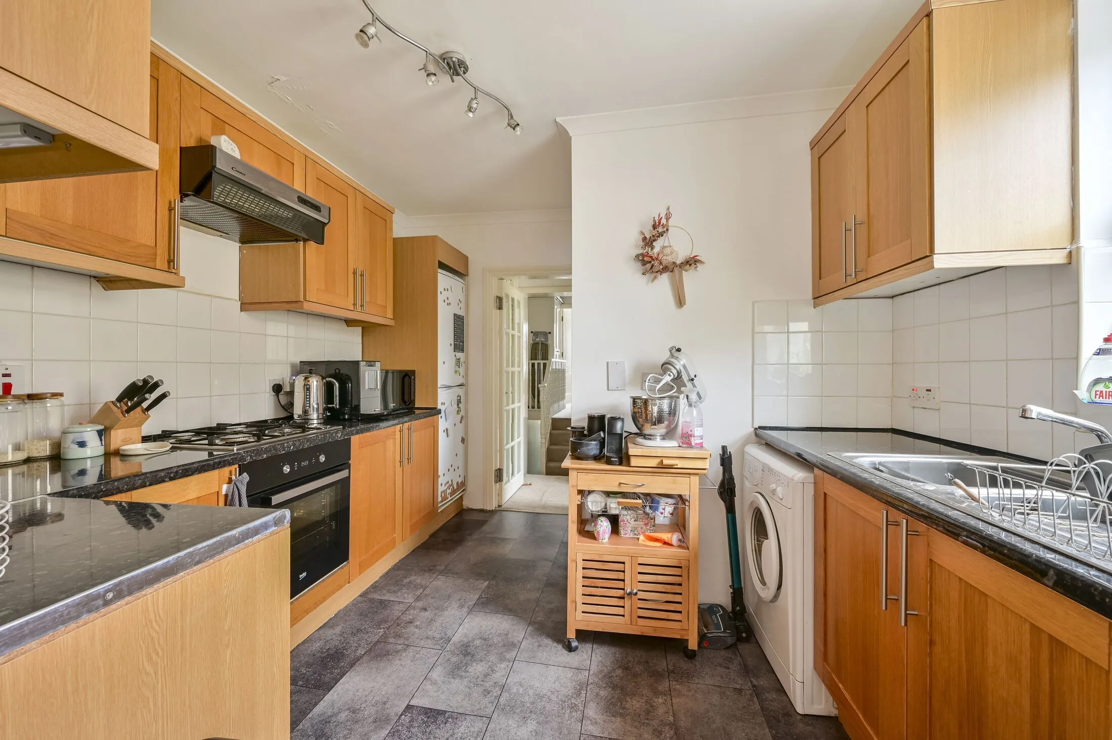 Flat Gladstone Road in Greater London