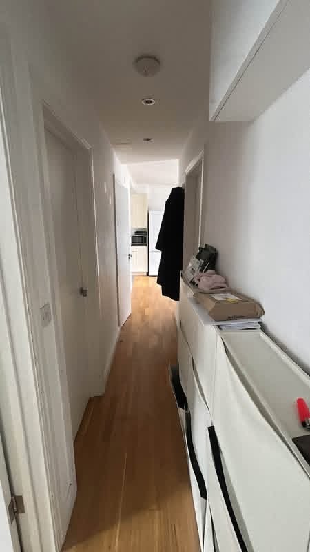 Room Tyndale Lane in Greater London