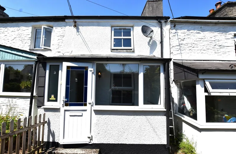 House Queen Terrace in Harrowbarrow