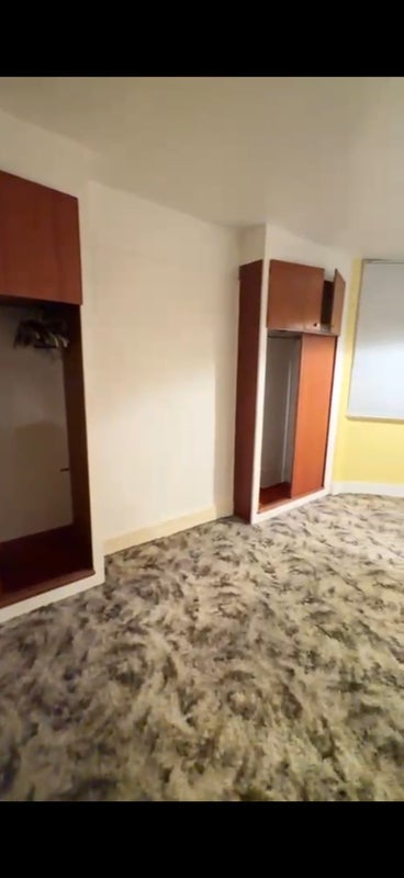 Room Streatham Road in Greater London