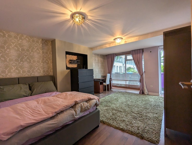 Room Lochburn Gardens in Glasgow