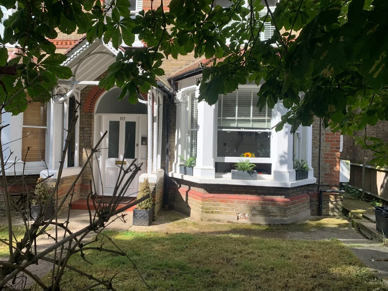 Flat Waldegrave Road in Greater London