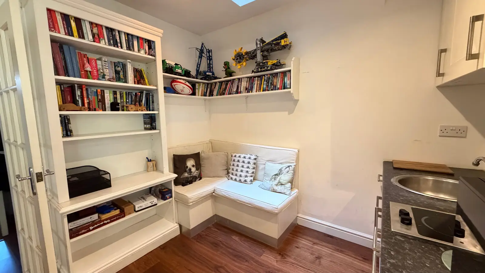 Flat Clapham Common North Side in Greater London