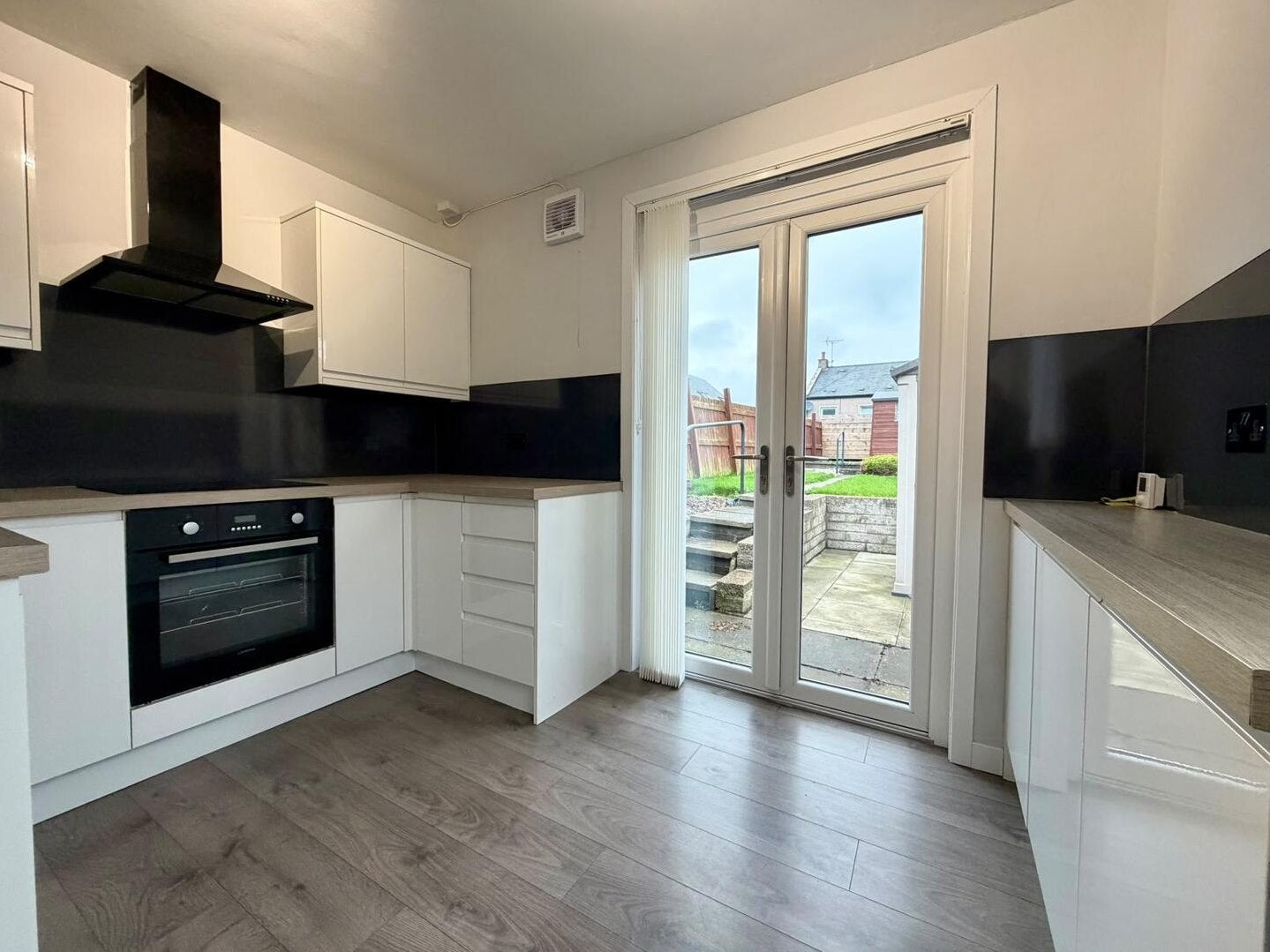 Flat Belmont Street in Newtyle