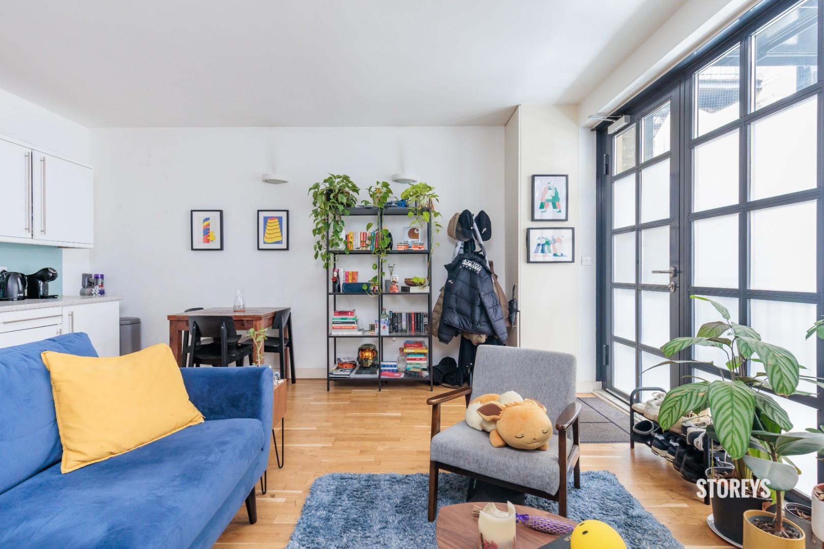 Flat Phipp Street in London