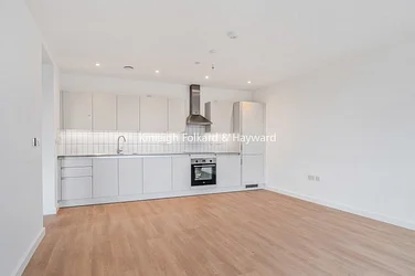 Flat Cranborne Road in Greater London