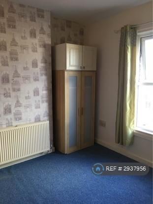 Flat Balne Lane in Wakefield