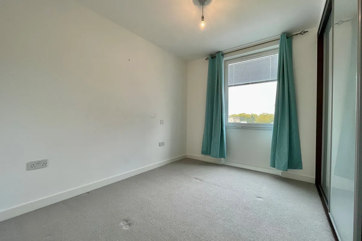 Flat Uxbridge Road in Greater London