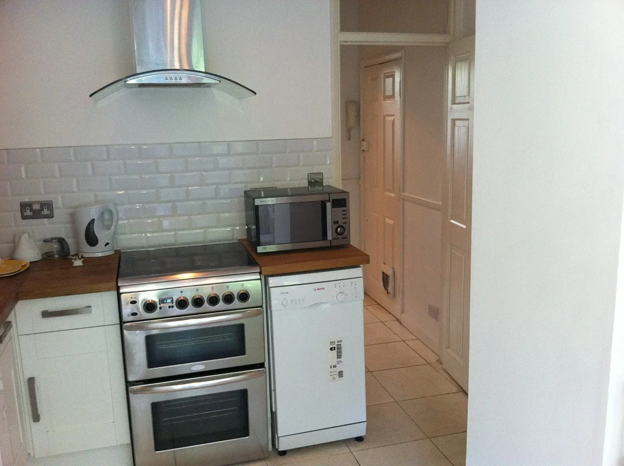 Flat Jackson Road in Greater London