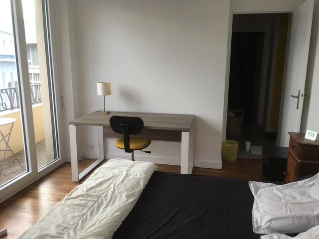 Chambre Place Paul Mistral à Grenoble