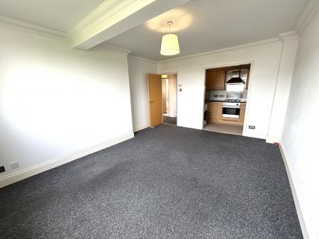 Flat Clarendon Road in Portsmouth