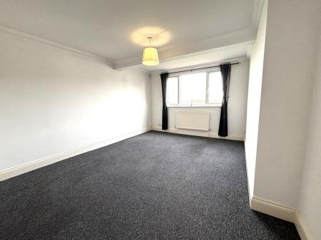 Flat Clarendon Road in Portsmouth