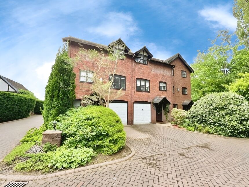 House Manchester Road in Wilmslow