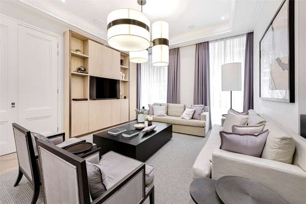 Flat Old Queen Street in City of Westminster