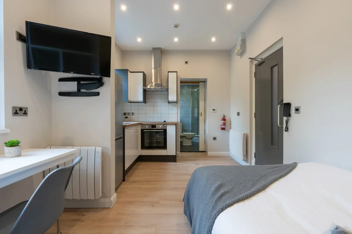 Flat Eskdale Terrace in Newcastle upon Tyne