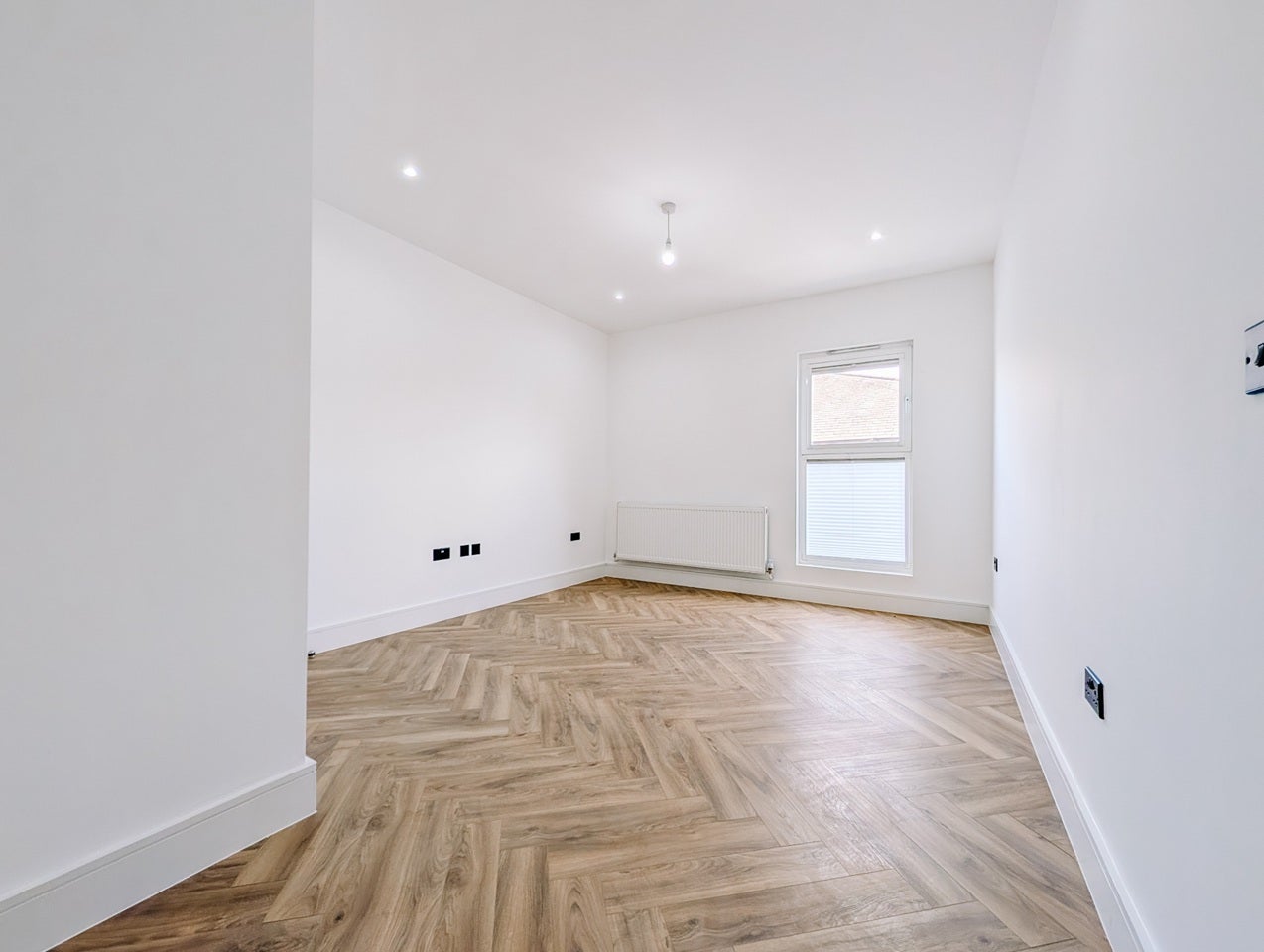 Flat London Road in Greater London