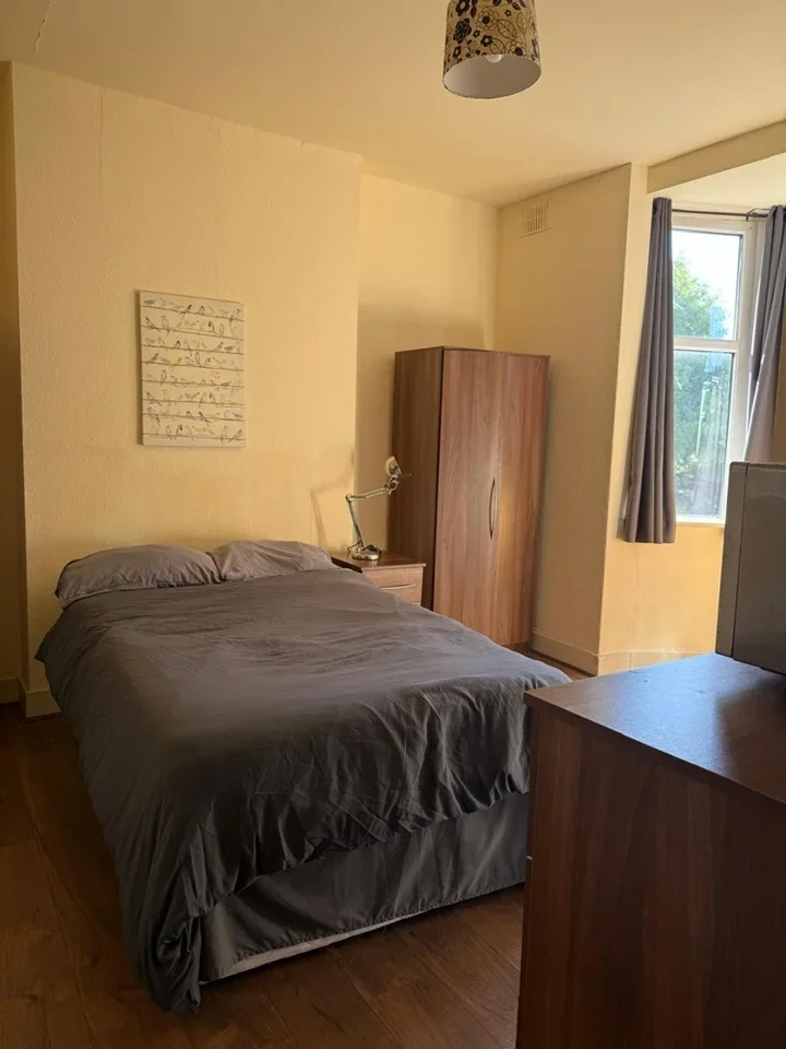 Room Anson Road in Greater London