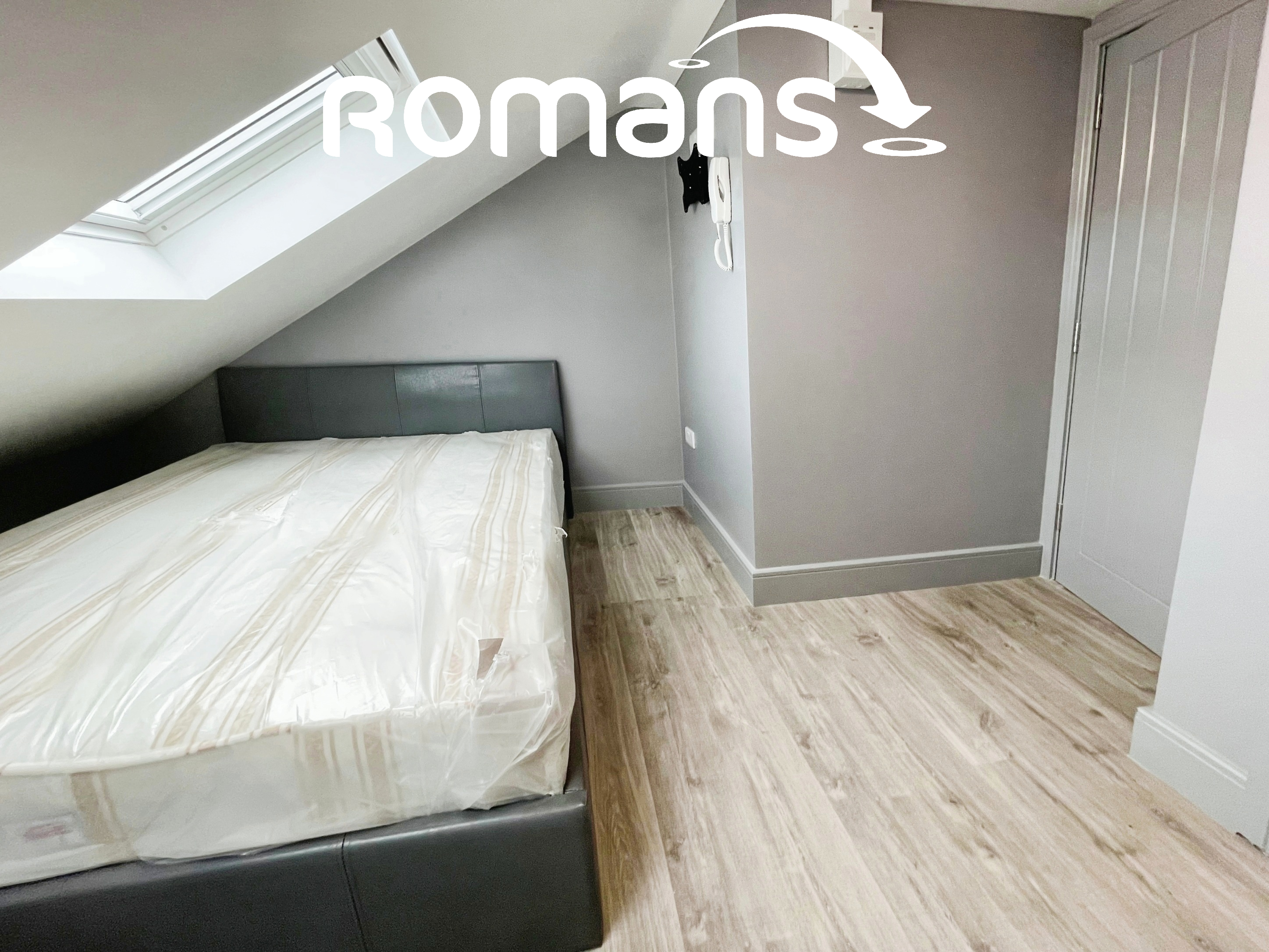 Room Norfolk Road in Reading