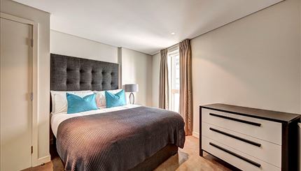Flat Harbet Road in City of Westminster
