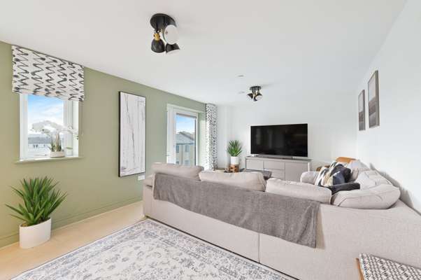 Flat Lansdown Road in Cheltenham