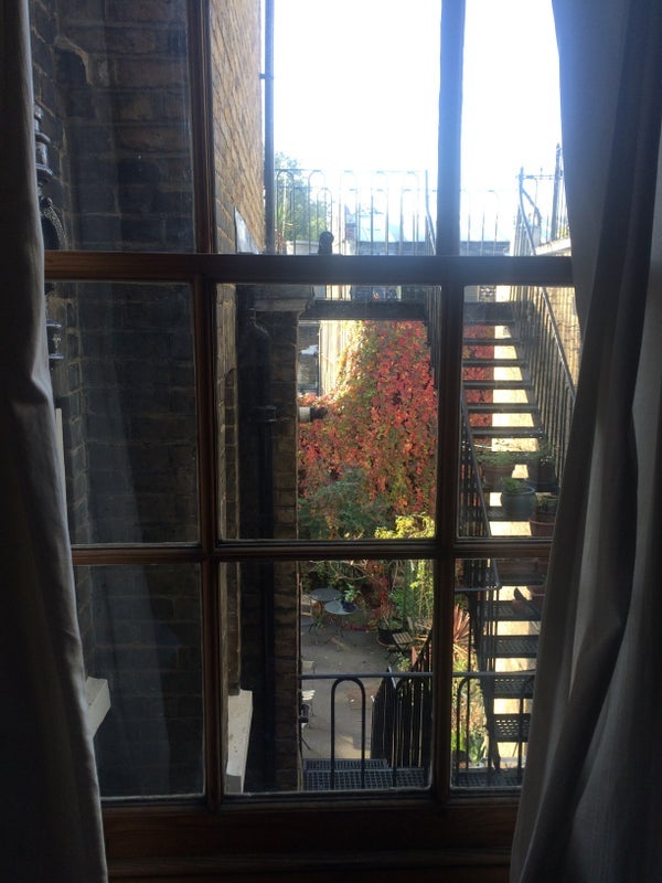 Room Haberdasher Street in Greater London