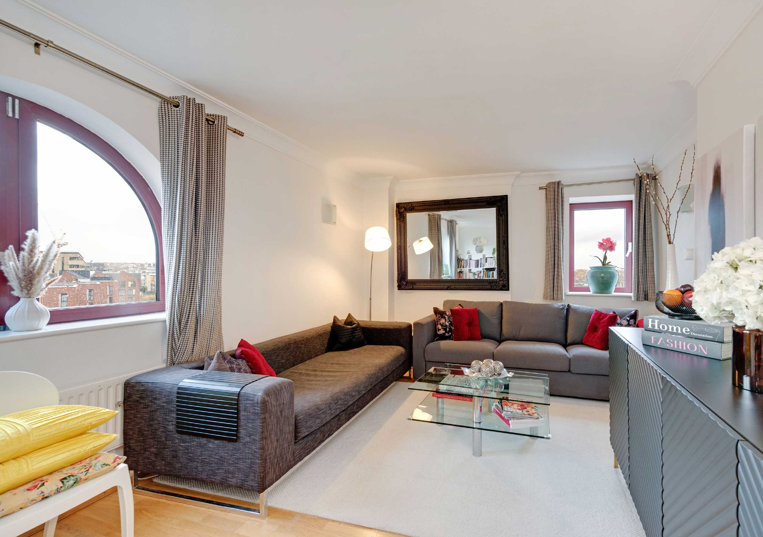 Flat William Morris Way in Greater London