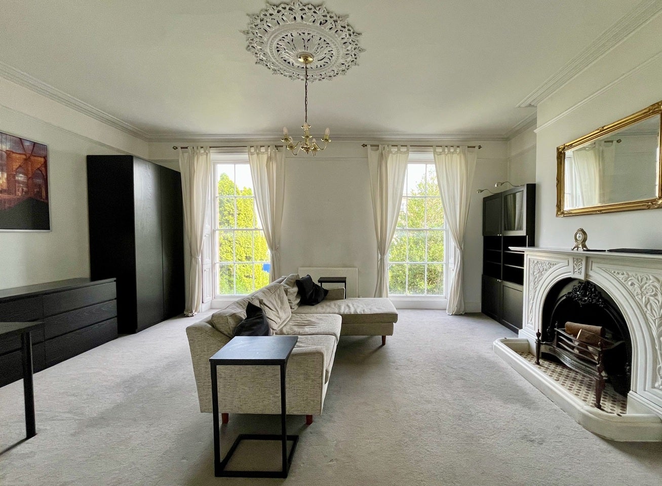 Flat Cambray Place in Cheltenham