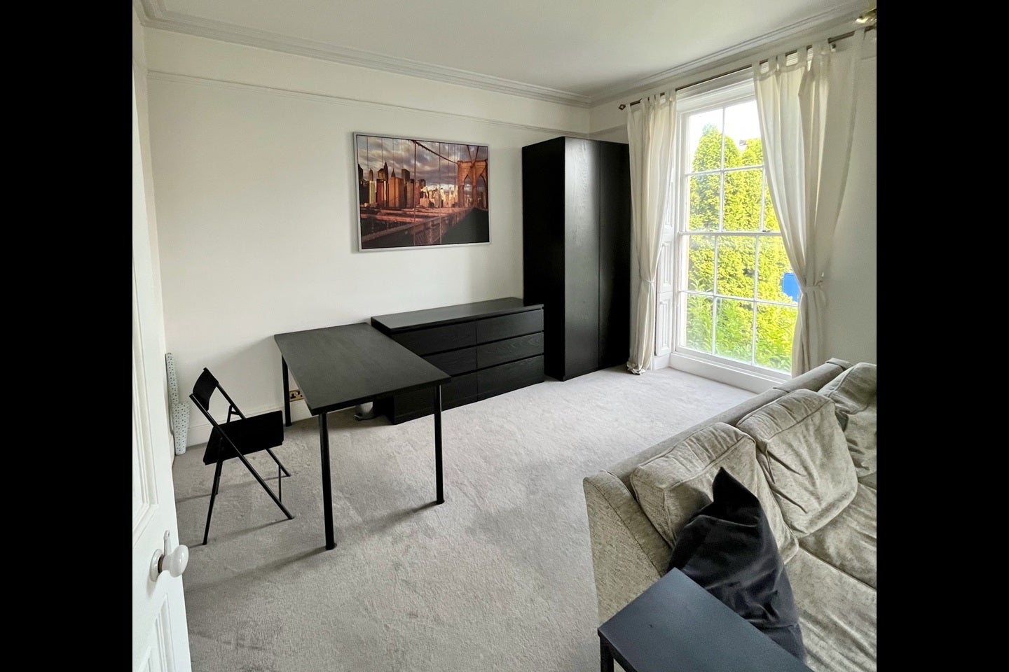 Flat Cambray Place in Cheltenham