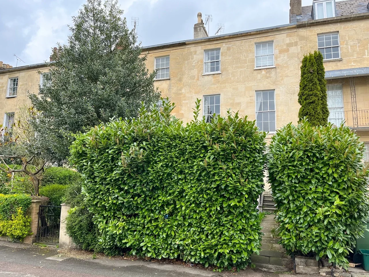Flat Cambray Place in Cheltenham