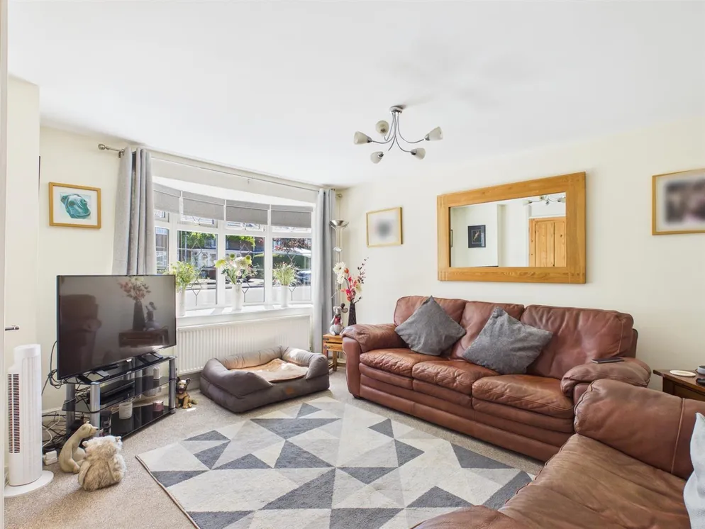 House Harrison Close in Harborough