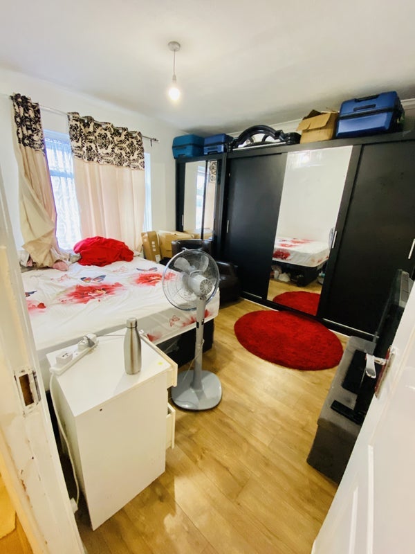 Room Sandford Road in Greater London