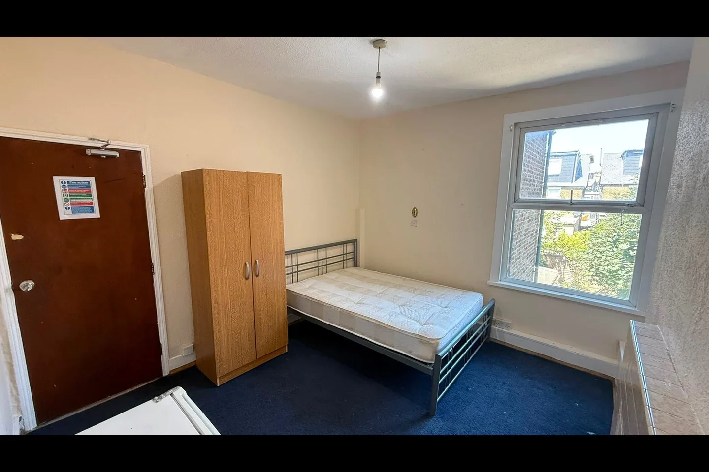 Room Glenwood Road in Greater London