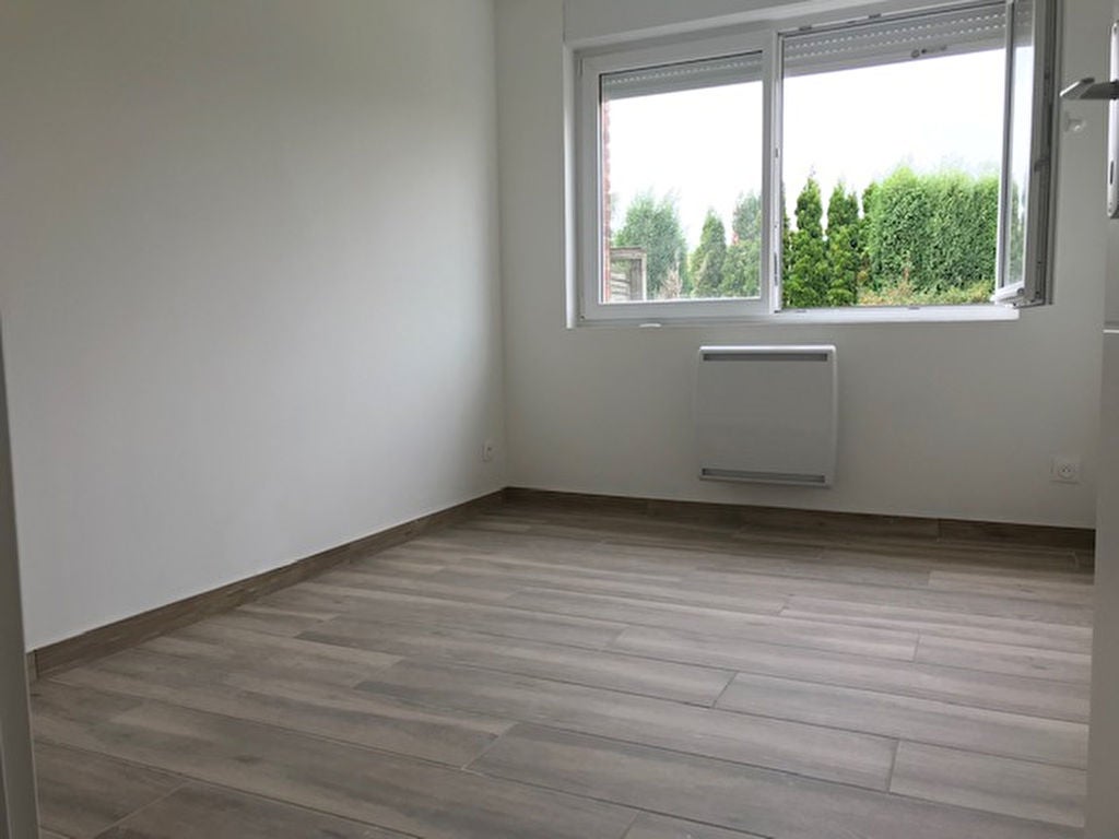 Flat Rue Gustave Jolivet in Lille