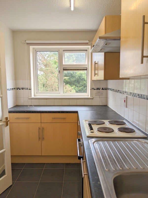 Flat Stockmead Road in Northampton