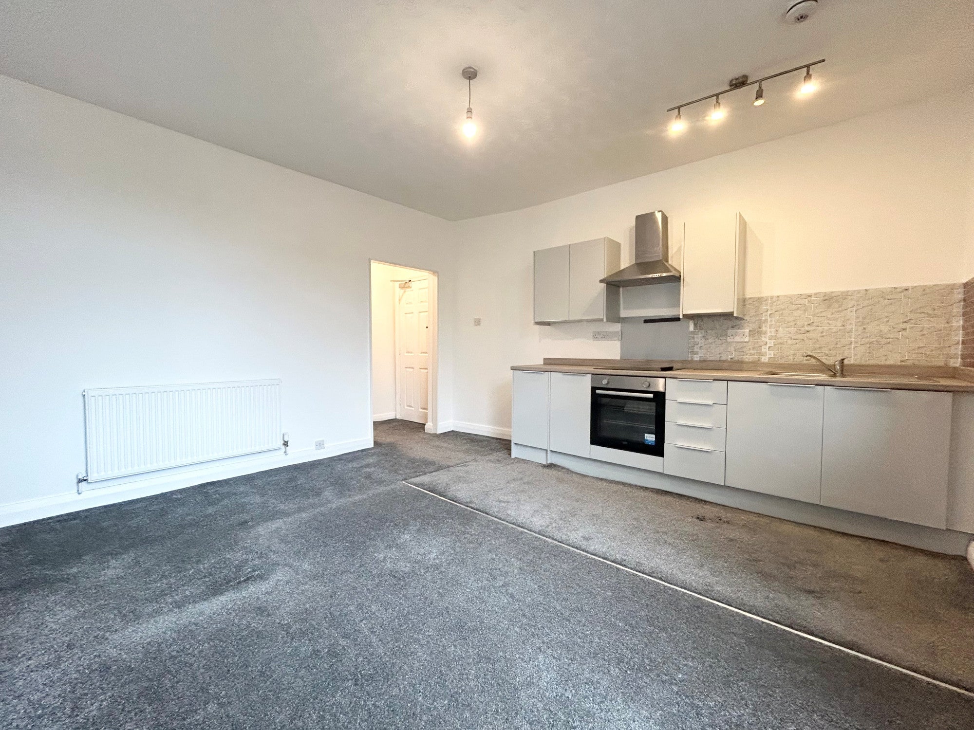Flat Lawsons Road in Borough of Wyre