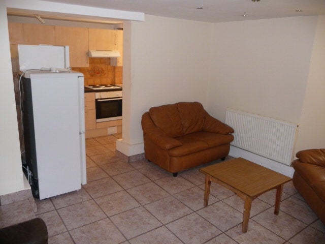 Flat Brudenell Street in Leeds