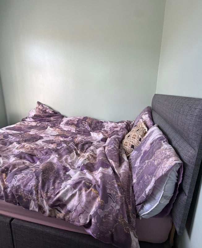 Room Burlington Road in Coventry