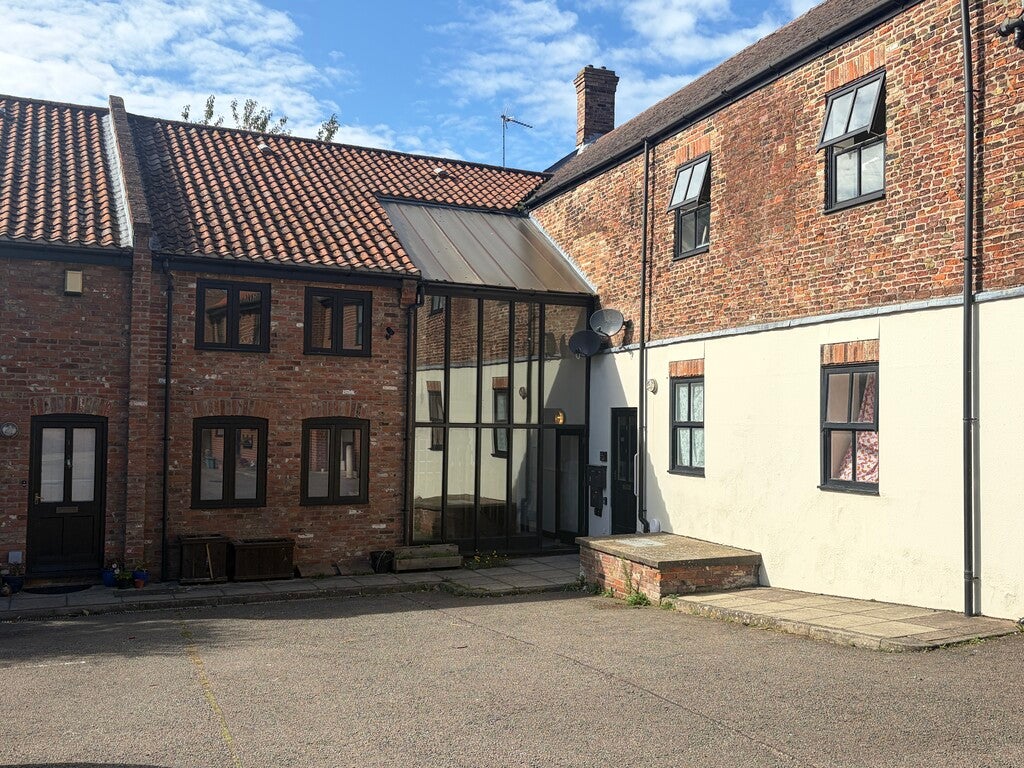 Flat Orchard Lane in King's Lynn and West Norfolk